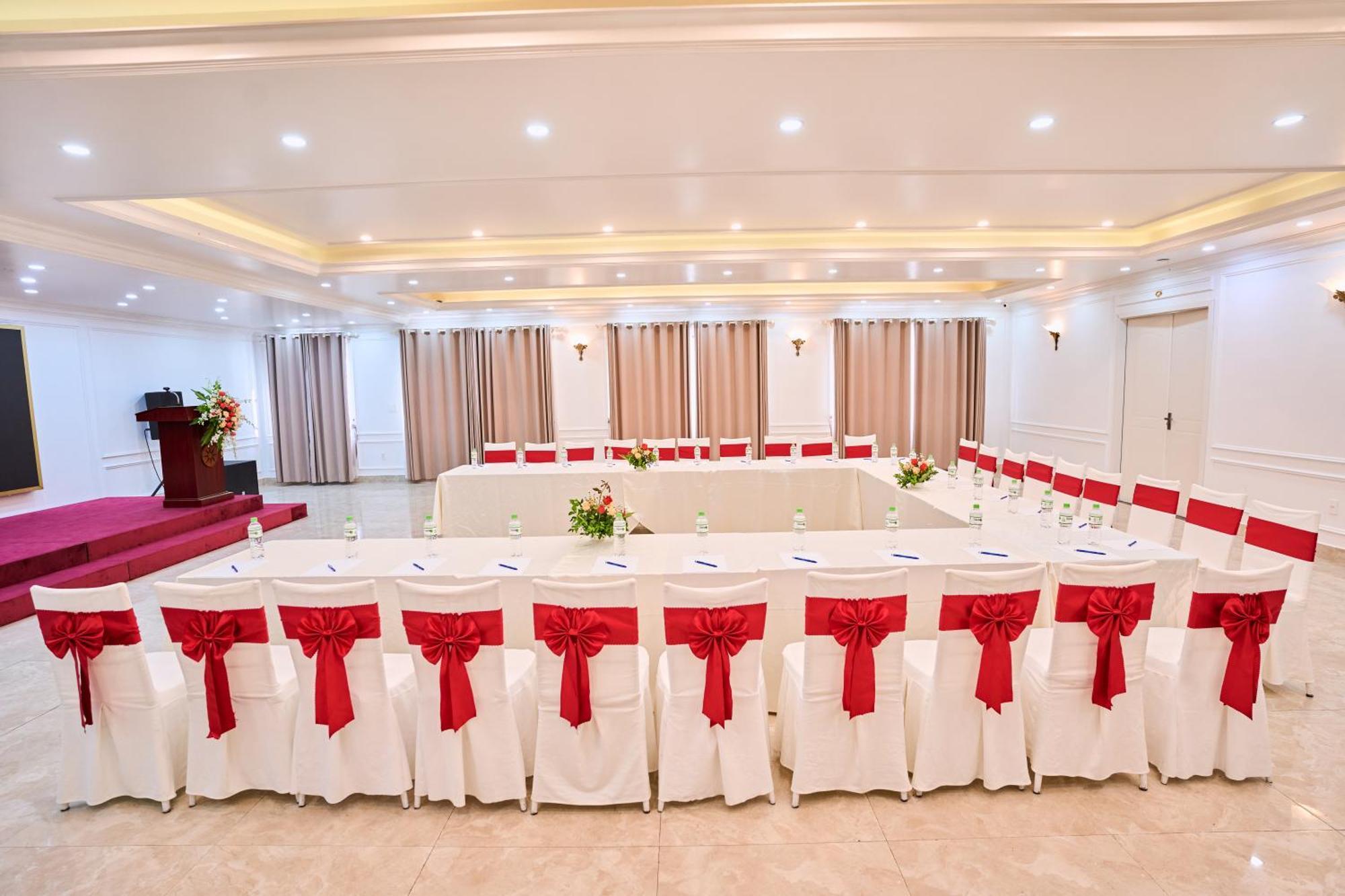 Le Haute Hotel Hai Phong Exterior photo